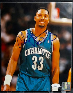 Alonzo Mourning Signed 8x10 Charlotte Hornets Photo (JSA)